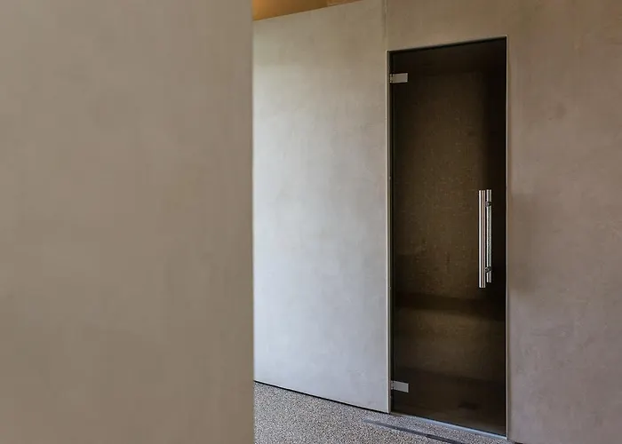Hotel La Raia 3*